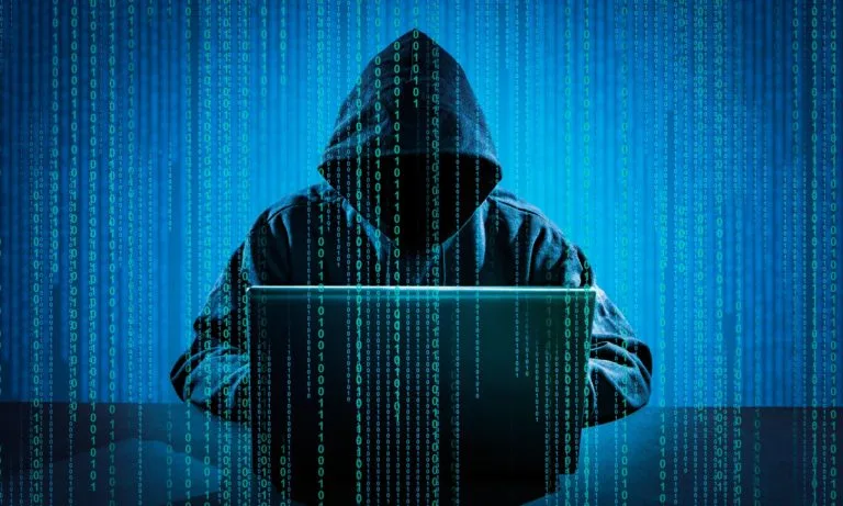 كيفية إستعادة دور المسؤول في صفحة فيسبوك للمعجبين بعد سرقتها وطردك منها
