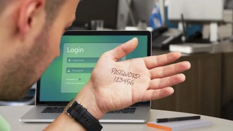 كيفية إعادة تعيين كلمة مرور Apple ID أو iCloud